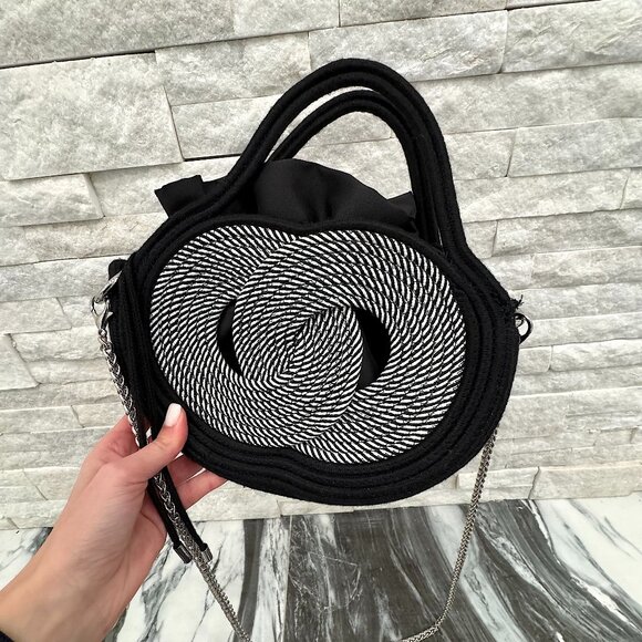 Homemade Black Shoulder Bag – Organic Materials - Picture 5 of 10